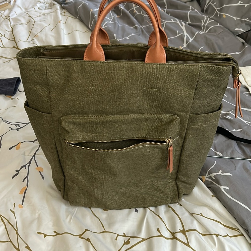 14.5” Soft utility square backpack- Universal Thread -Green